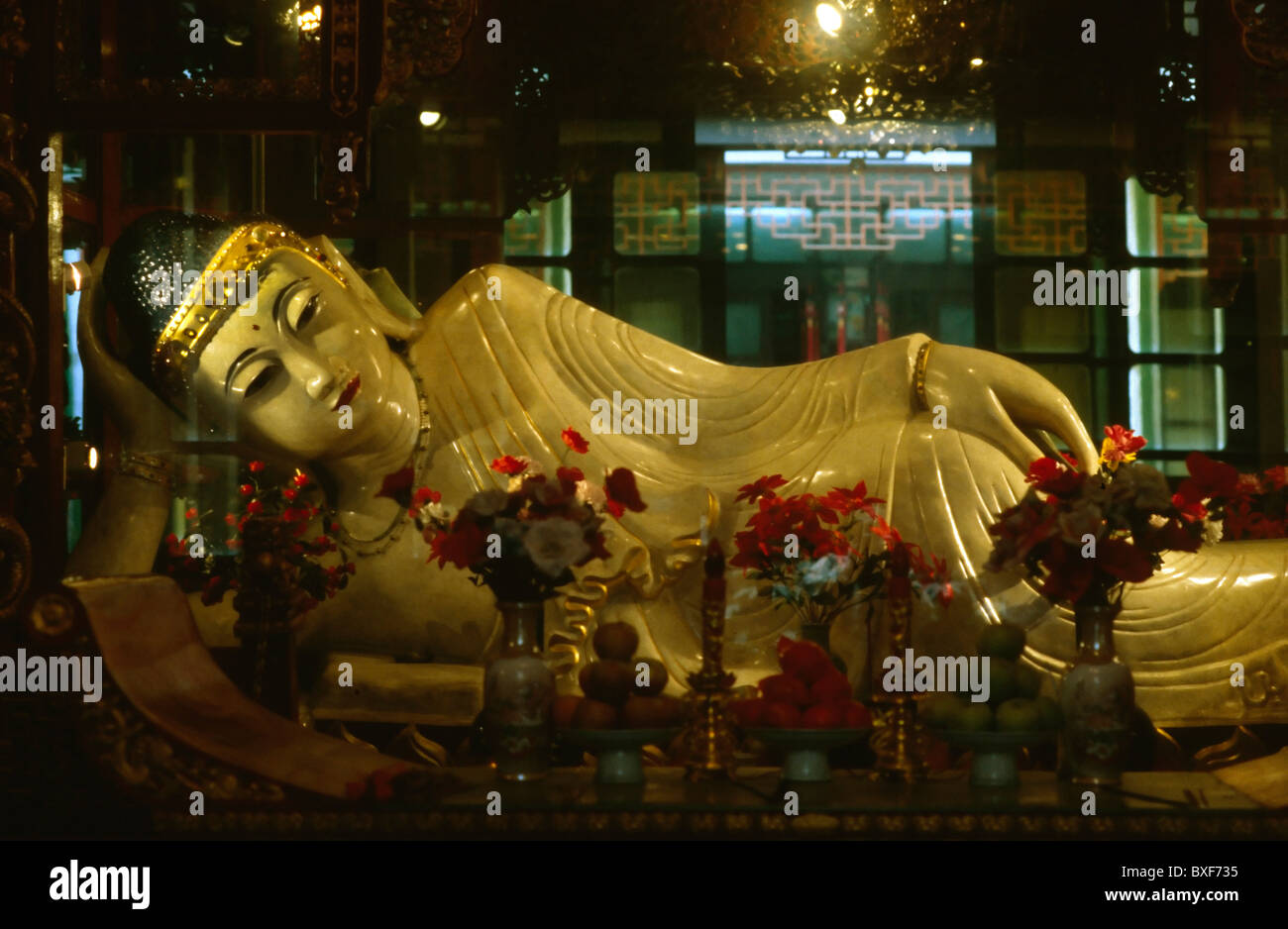 liegender Buddha (Wo Fo), in den Tempel des Jade-Buddha (YuFo Si) Stockfoto