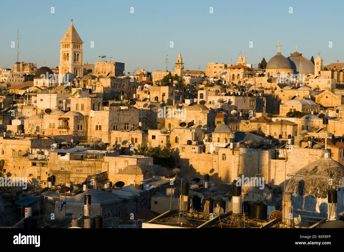 Sonnenaufgang-Panorama der Altstadt von Jerusalem, Israel Stockfoto