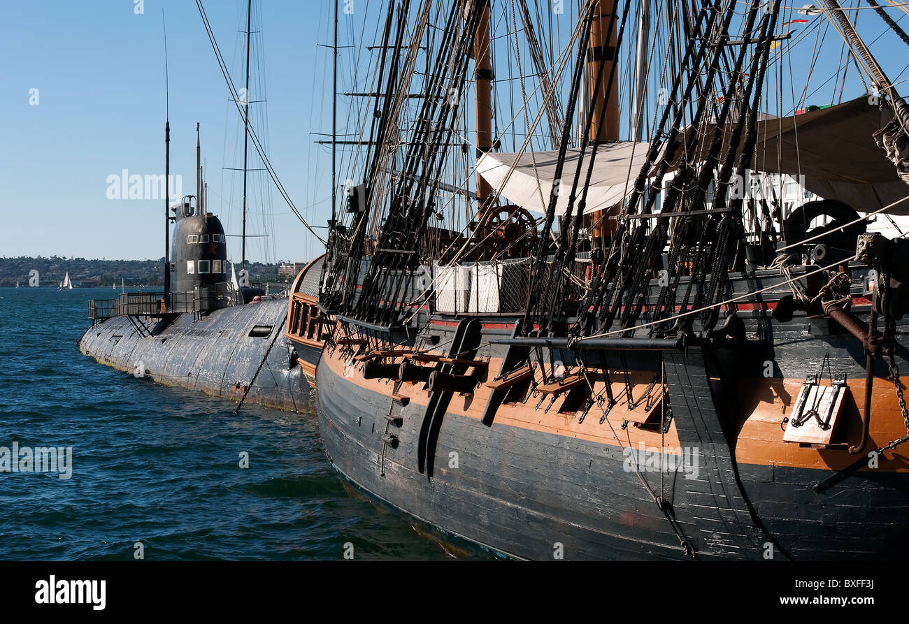 HMS Surprise und B39 sowjetischen u-Boot im San Diego Maritime museum Stockfoto