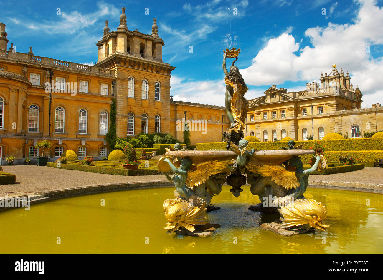 Blenheim Palace italienischen Garten und Brunnen - England Stockfoto