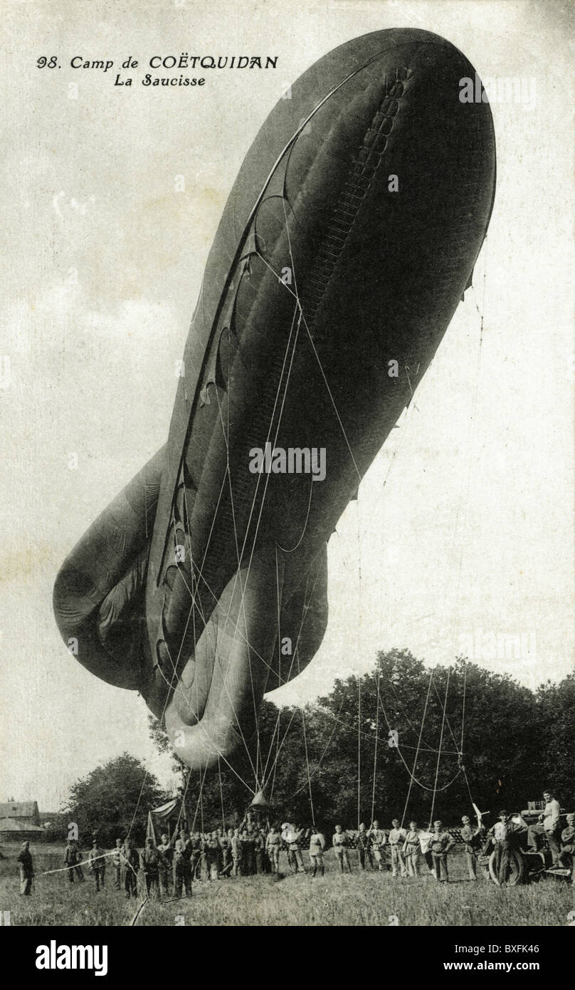Transport / Transport, Luftfahrt, Luftschiffe, großer Ballon in Zeppelin  Form werden für Militär, Coetquidan, Frankreich, 1916,  zusätzliche-Rechte-Clearences-nicht verfügbar Stockfotografie - Alamy