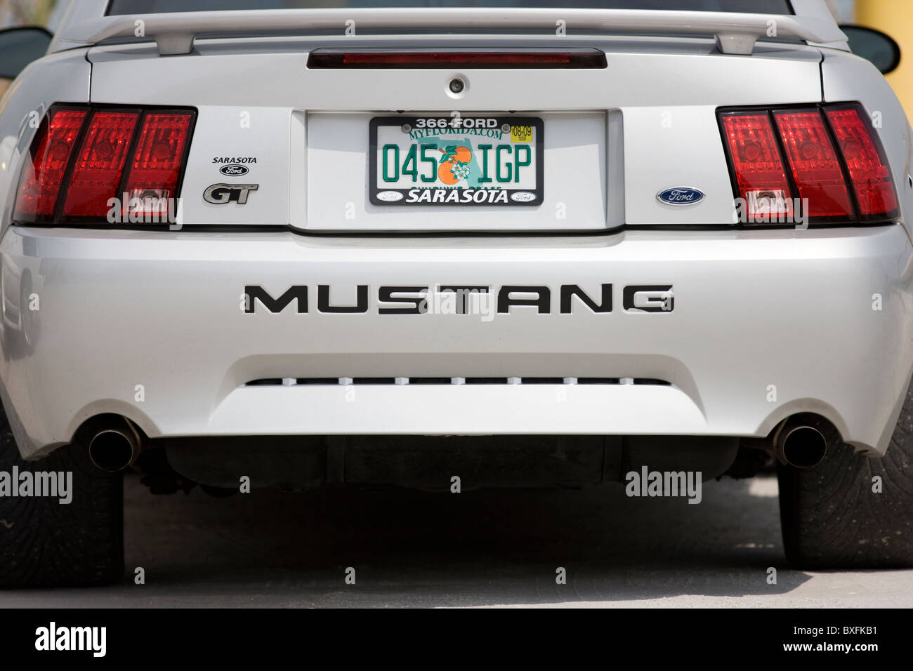 Kraftfahrzeugkennzeichen auf Ford Mustang GT-Sportwagen in Anna Maria Island, Vereinigte Staaten von Amerika Stockfoto