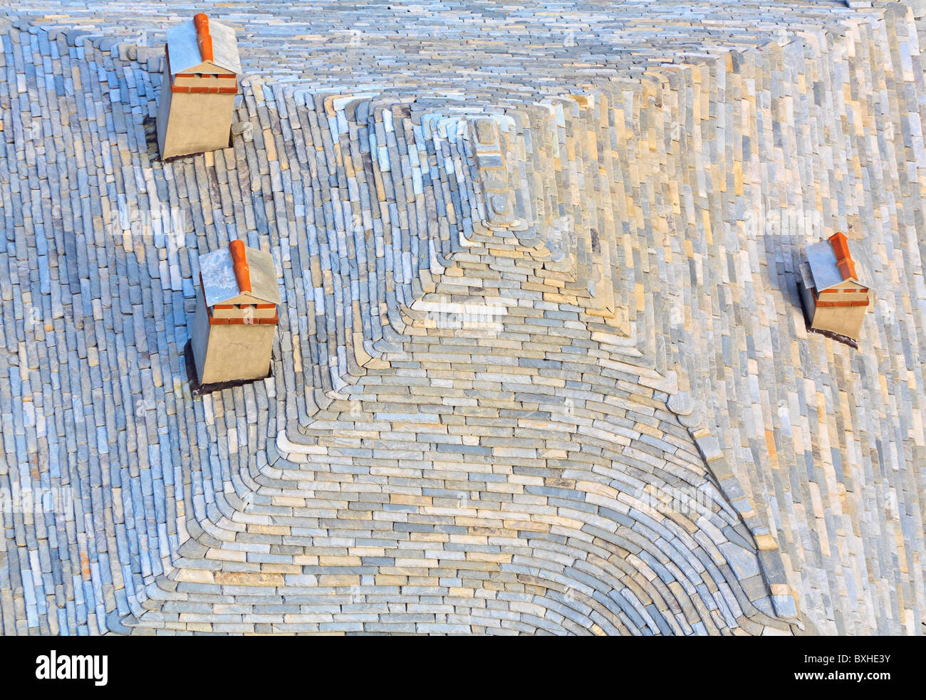 Mediterranen Stil Steinplatte Dach in Griechenland Stockfoto