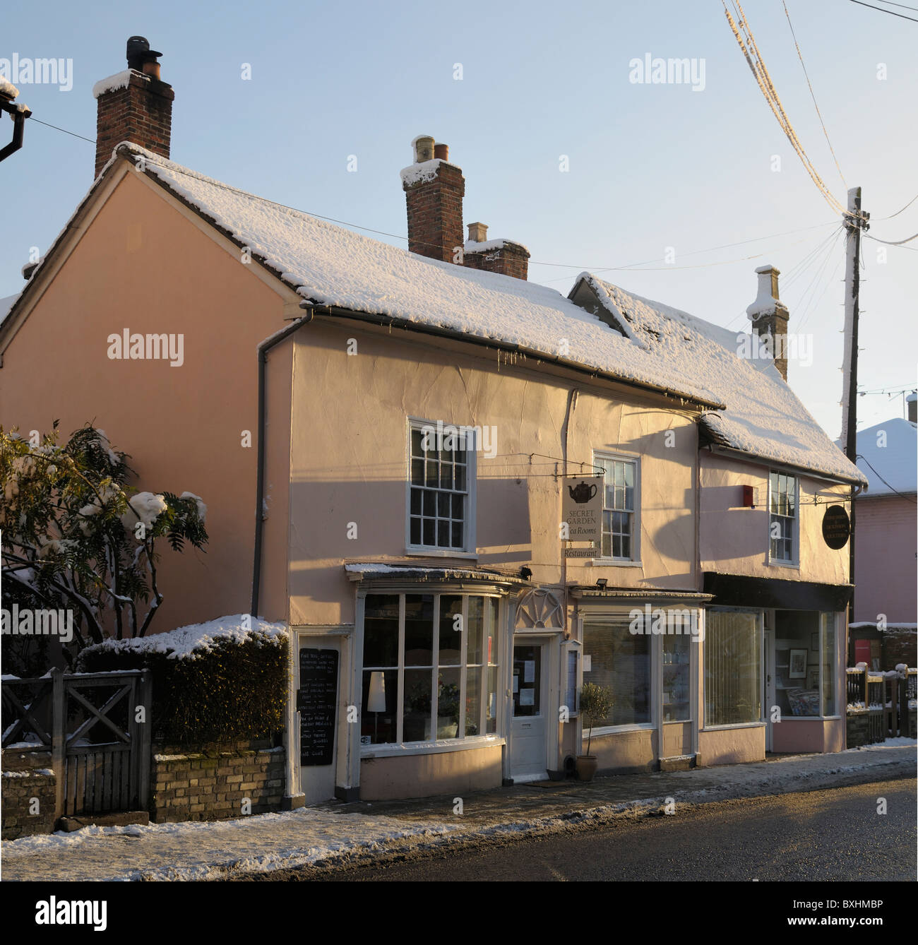 Die "Secret Garden" Tee Zimmer und Restaurant in Sudbury, Suffolk, England. Stockfoto