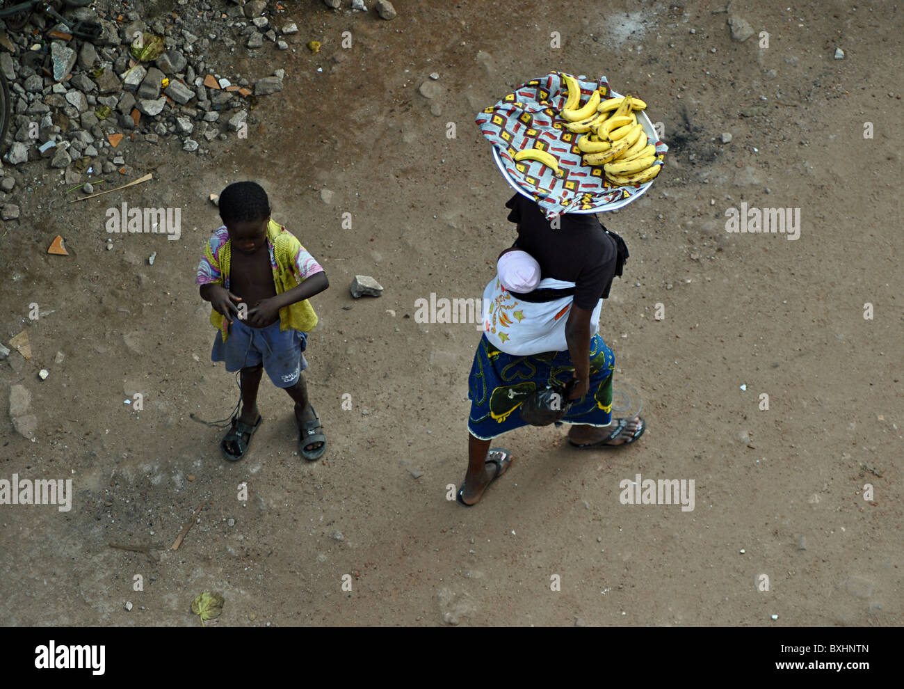 Straßenszene in Abidjan, Elfenbeinküste, Westafrika Stockfoto