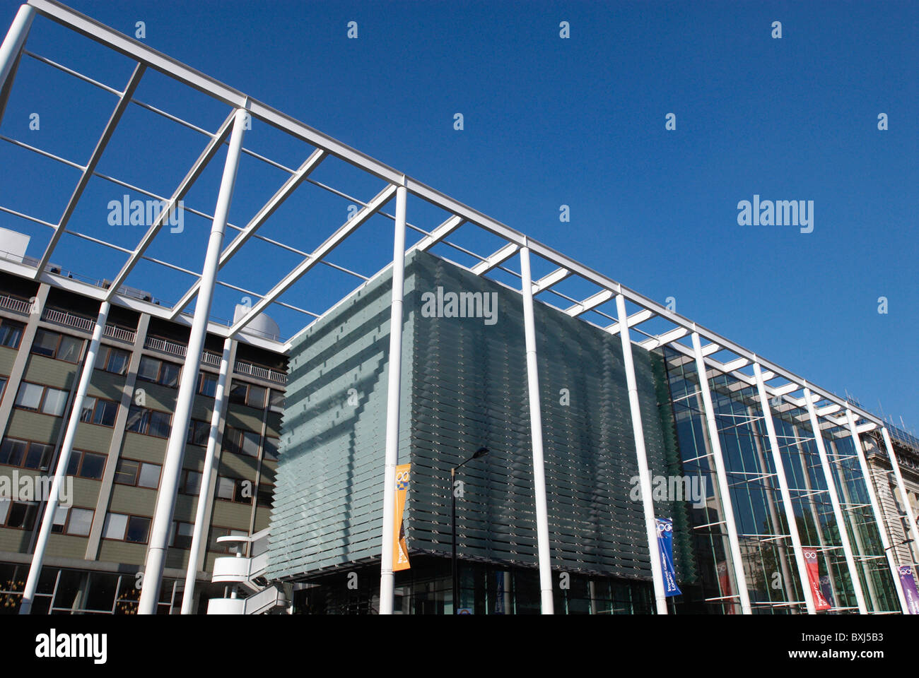 Tanaka Business School, Imperial College, London, Großbritannien. Entworfen von Foster & Partner und Buro pyramidenförmiges. Stockfoto
