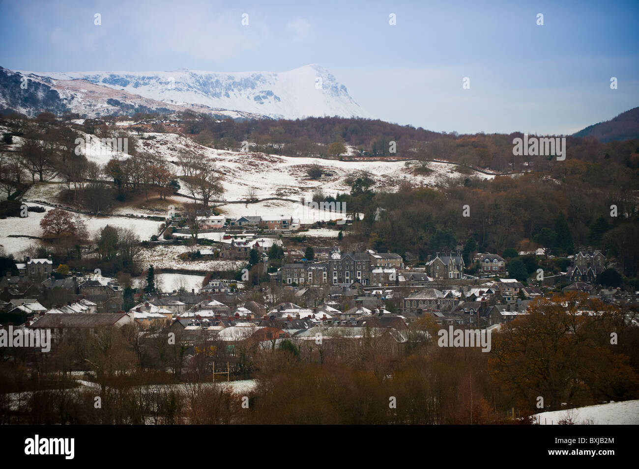 Ortszentrum Gwynedd Nord-Wales im Schnee, Stockfoto