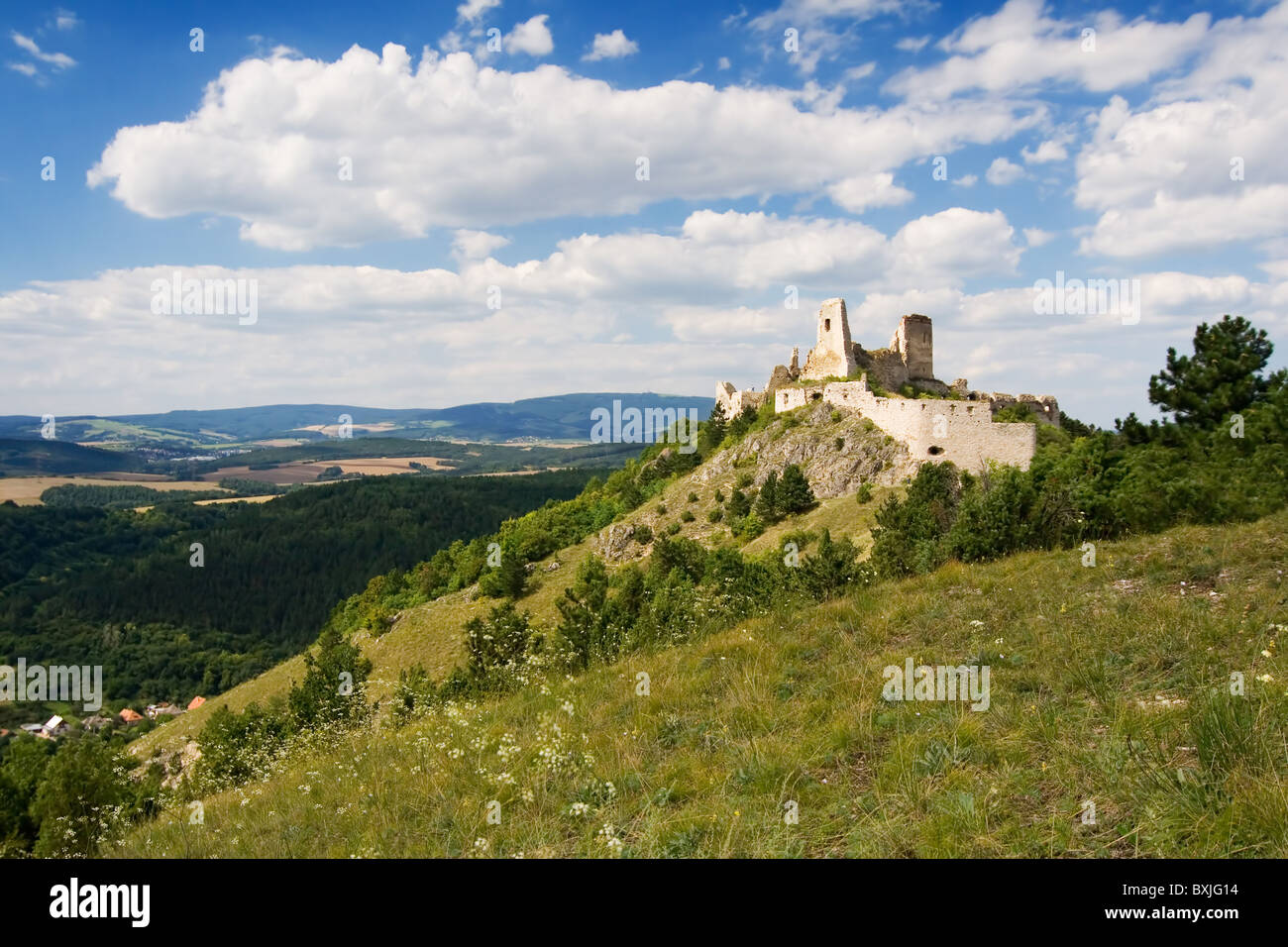 die Ruinen der Burg Cachtice - Slowakei Stockfoto