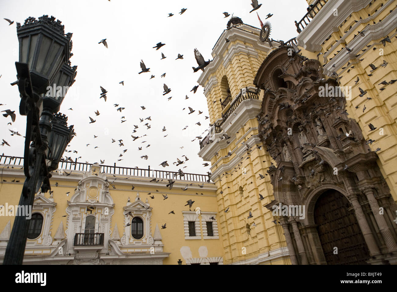 Kloster von San Francisco (Convento de San Francisco) - Lima, Peru, Südamerika. Stockfoto