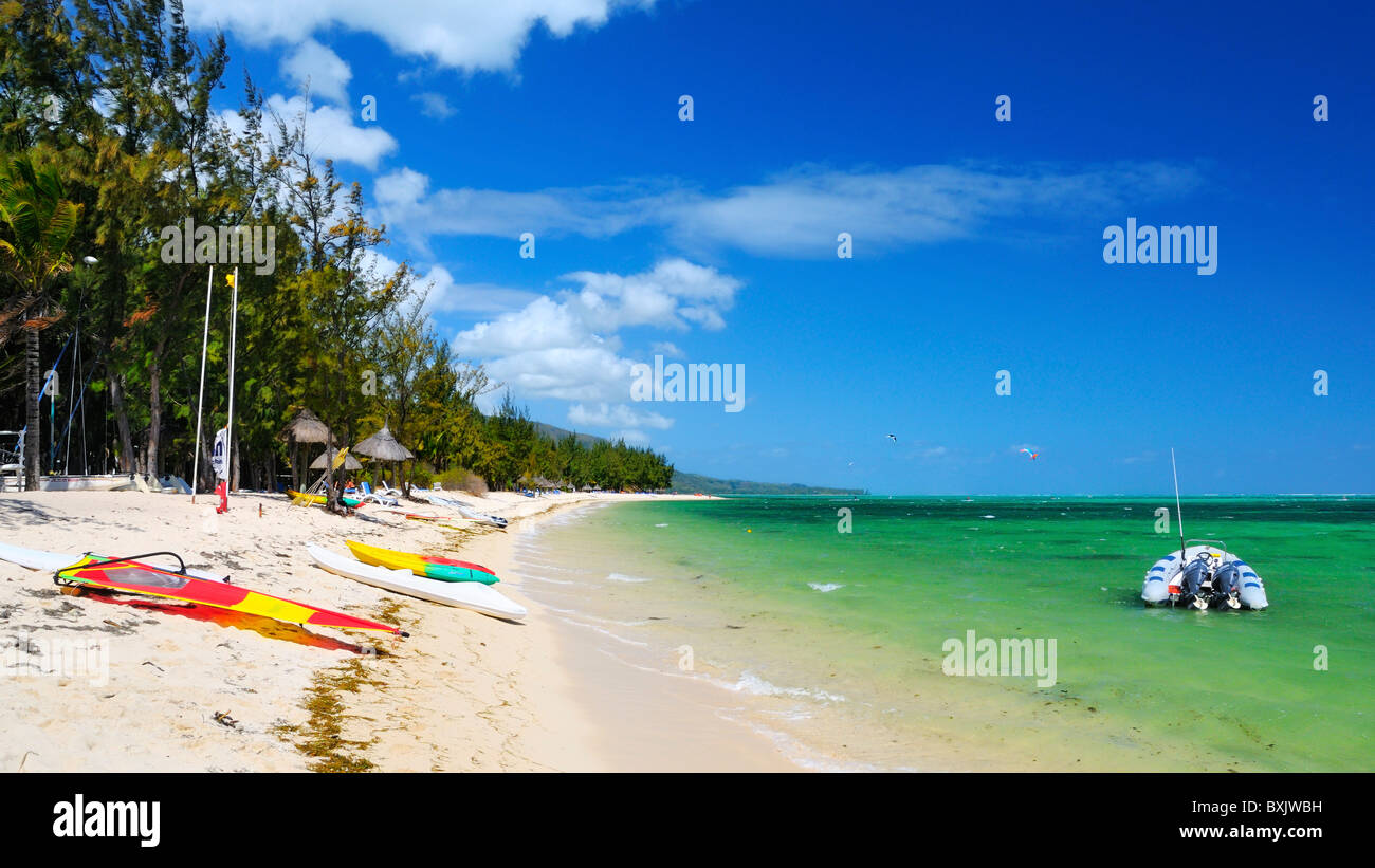 Windsurfen und kite-boarding Paradies am Le Morne Halbinsel, Black River, Mauritius, Afrika. Stockfoto