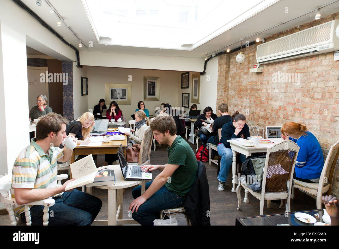 Yumchaa Café, London, England, UK Stockfoto