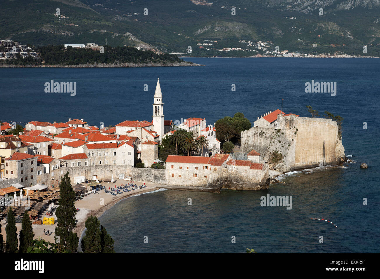 Bell Tower, Sveti Ivana Kathedrale, Stadtansicht, Budva, Montenegro Stockfoto