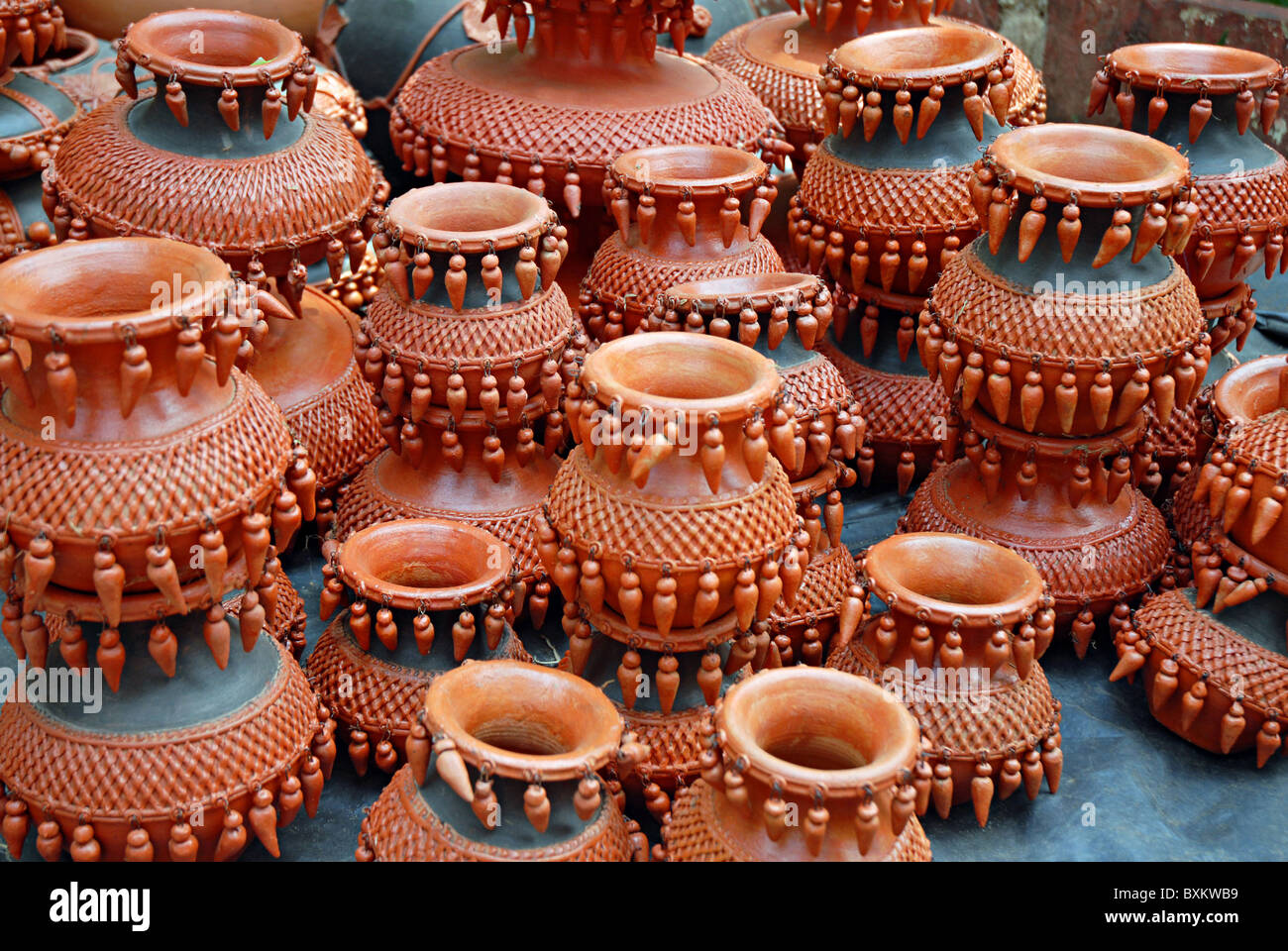 Terecotta Irdene Töpfe. Stockfoto