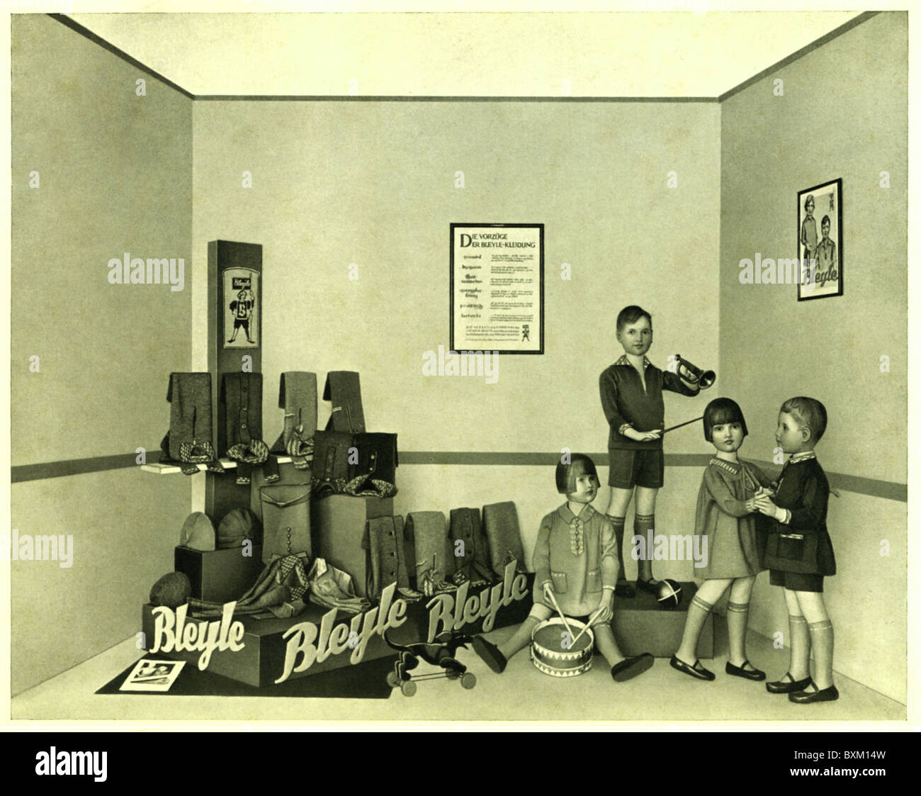 Handel, Geschäfte, Schaufenster, Bleyle, Kindermode, Stuttgart,  Deutschland, um 1929, Additional-Rights-Clearences-nicht verfügbar  Stockfotografie - Alamy