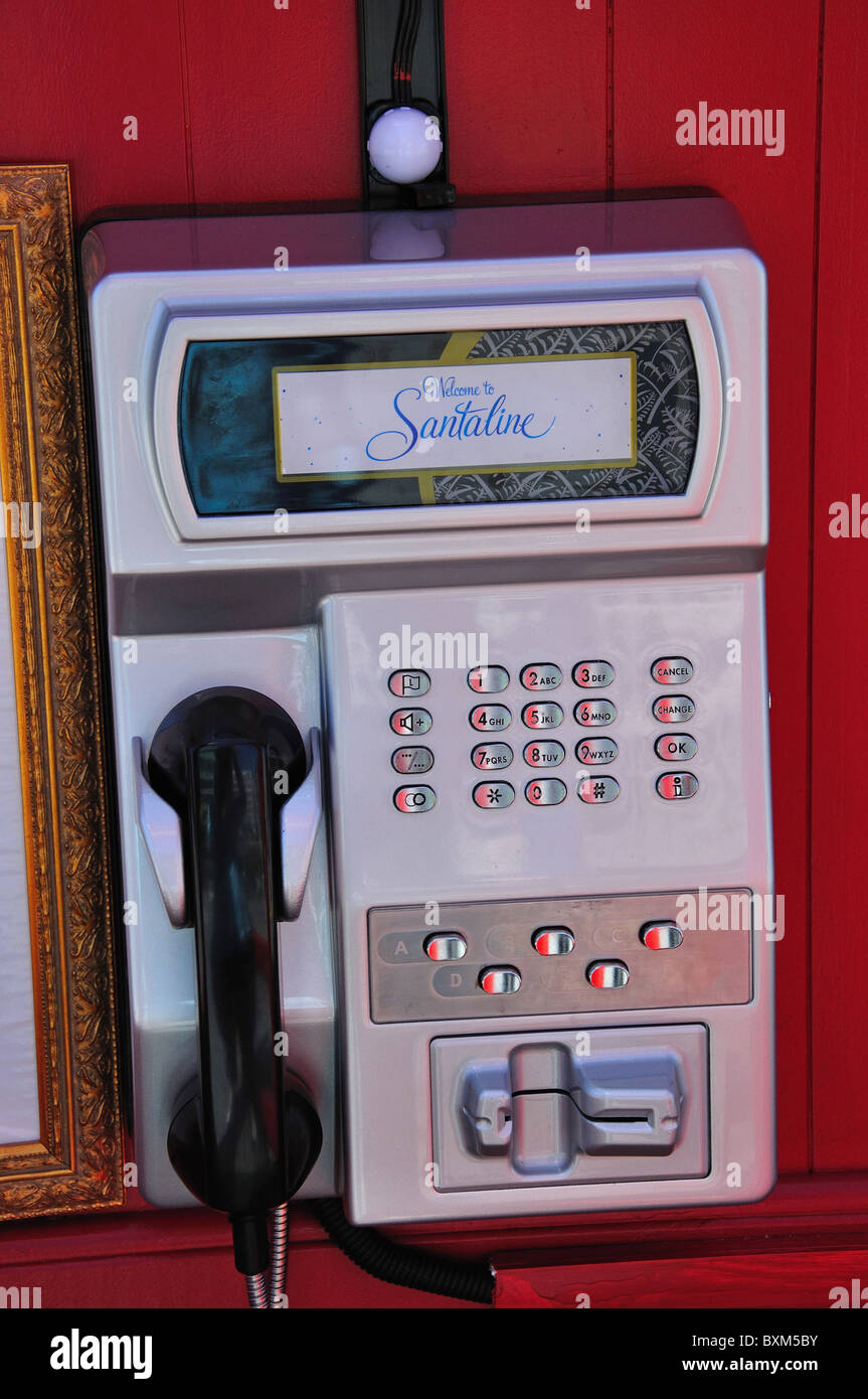 "Santa Line" Telefon Box an Weihnachten, Cathedral Square, Christchurch, Canterbury, Südinsel, Neuseeland Stockfoto