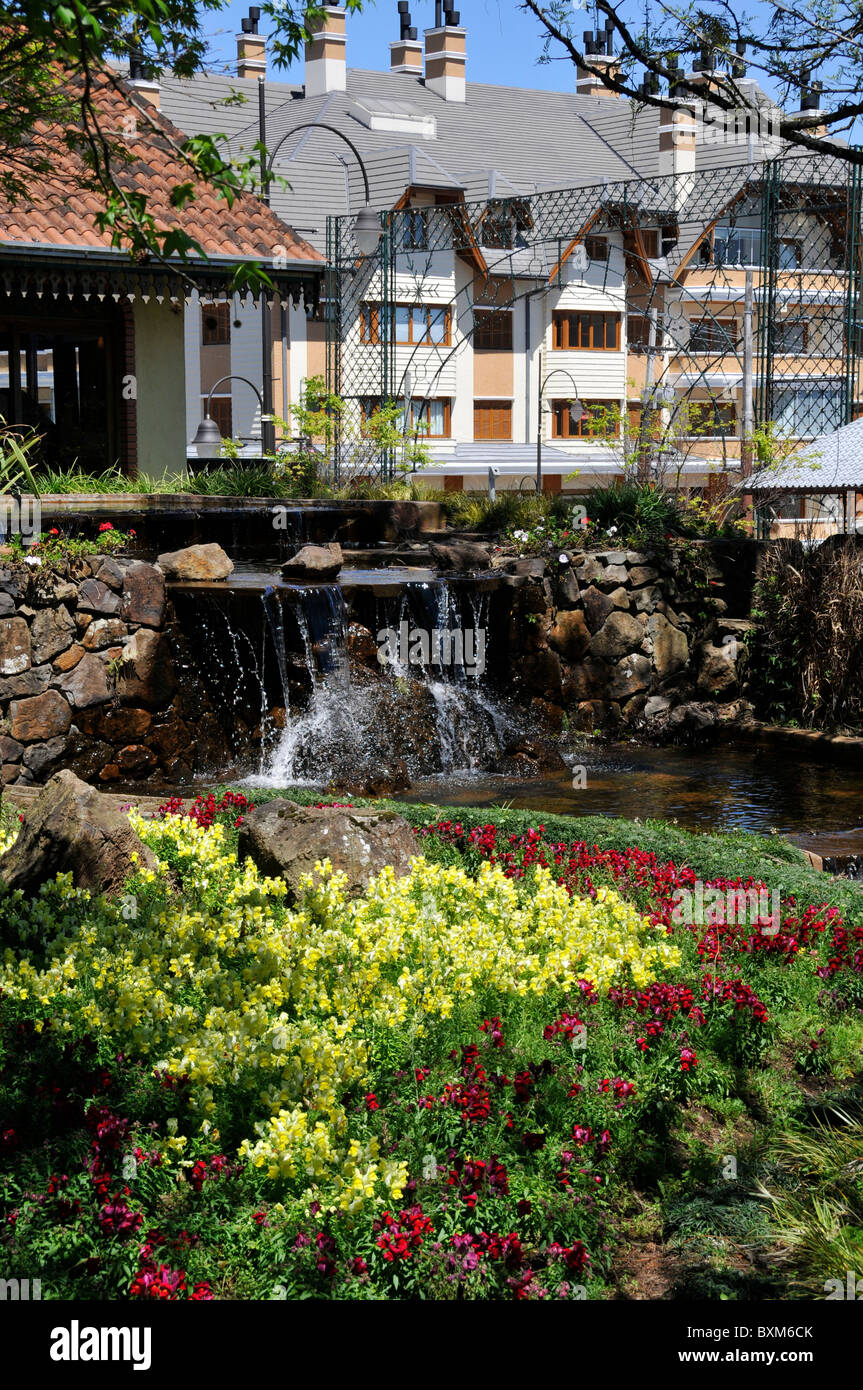 Wasser-Brunnen in Major Nicolleti Platz, Innenstadt, Gramado, Rio Grande do Sul, Brasilien Stockfoto