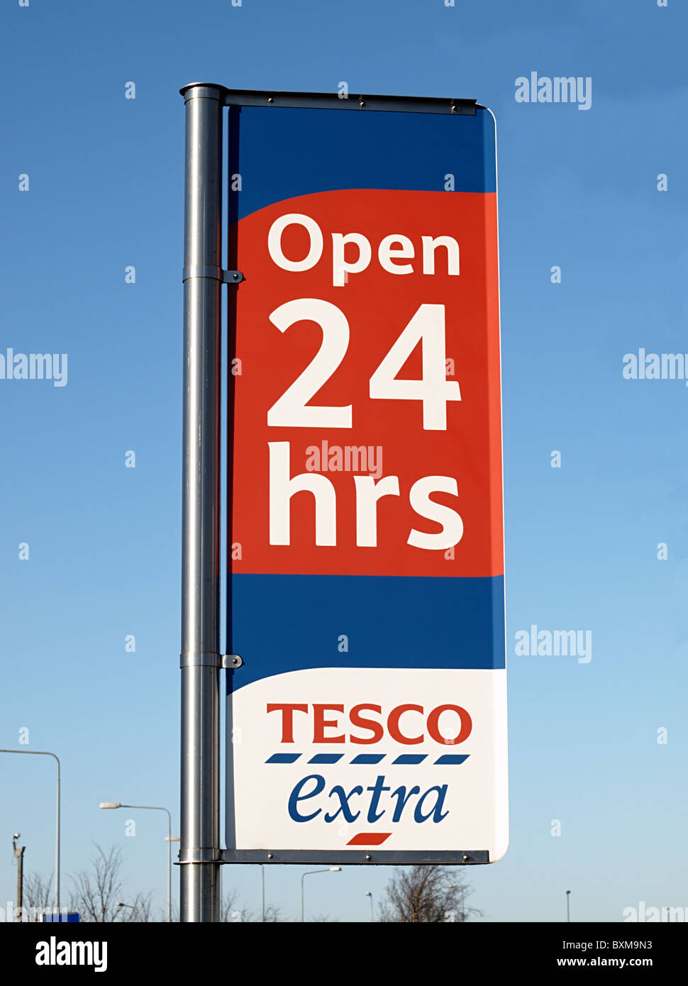 Anzeichen bei Tesco Extra, Longton, Stoke on Trent beim Weihnachts-shopping Dezember 2010 Stockfoto