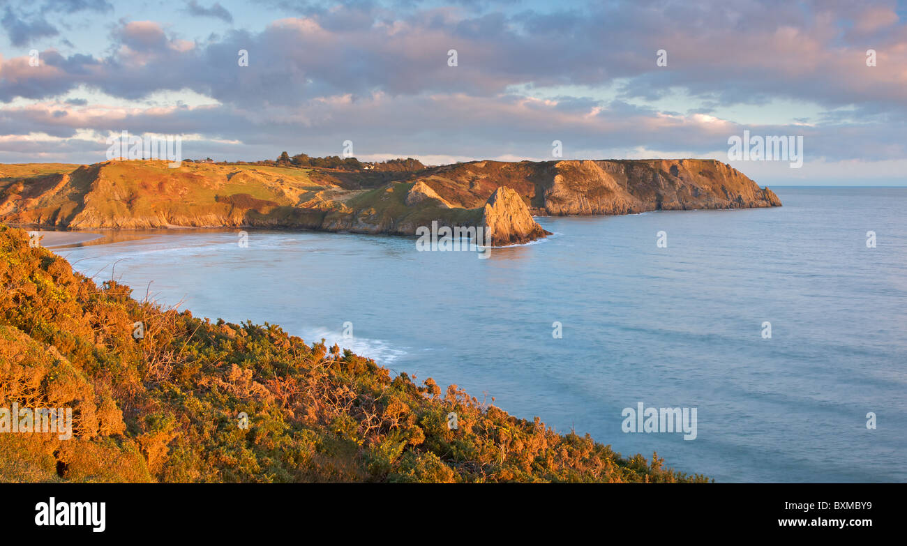 Am Abend Sonnenschein an Three Cliffs Bay, West Glamorgan, Wales Stockfoto