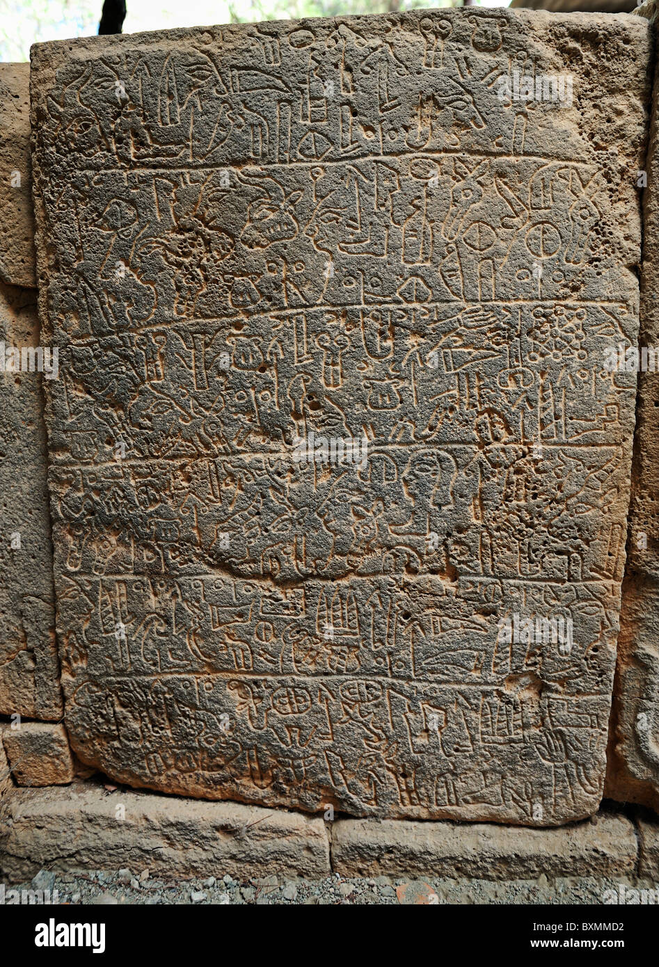 Orthostat mit Hittite Hieroglyphen, Karatepe, Türkei 100920 36582 Stockfoto