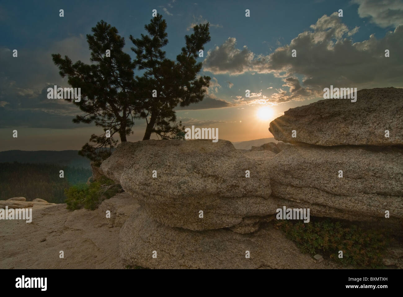 Sonnenuntergang im Sentinel Dome, Yosemite-Nationalpark Stockfoto