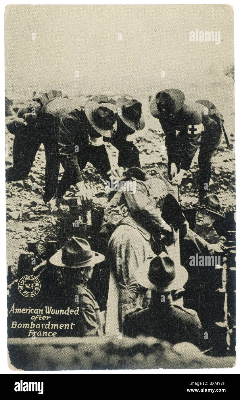 Amerikanische Verwundete nach Beschuss Frankreich WWI Chicago Daily News Postkarte 1918 Stockfoto