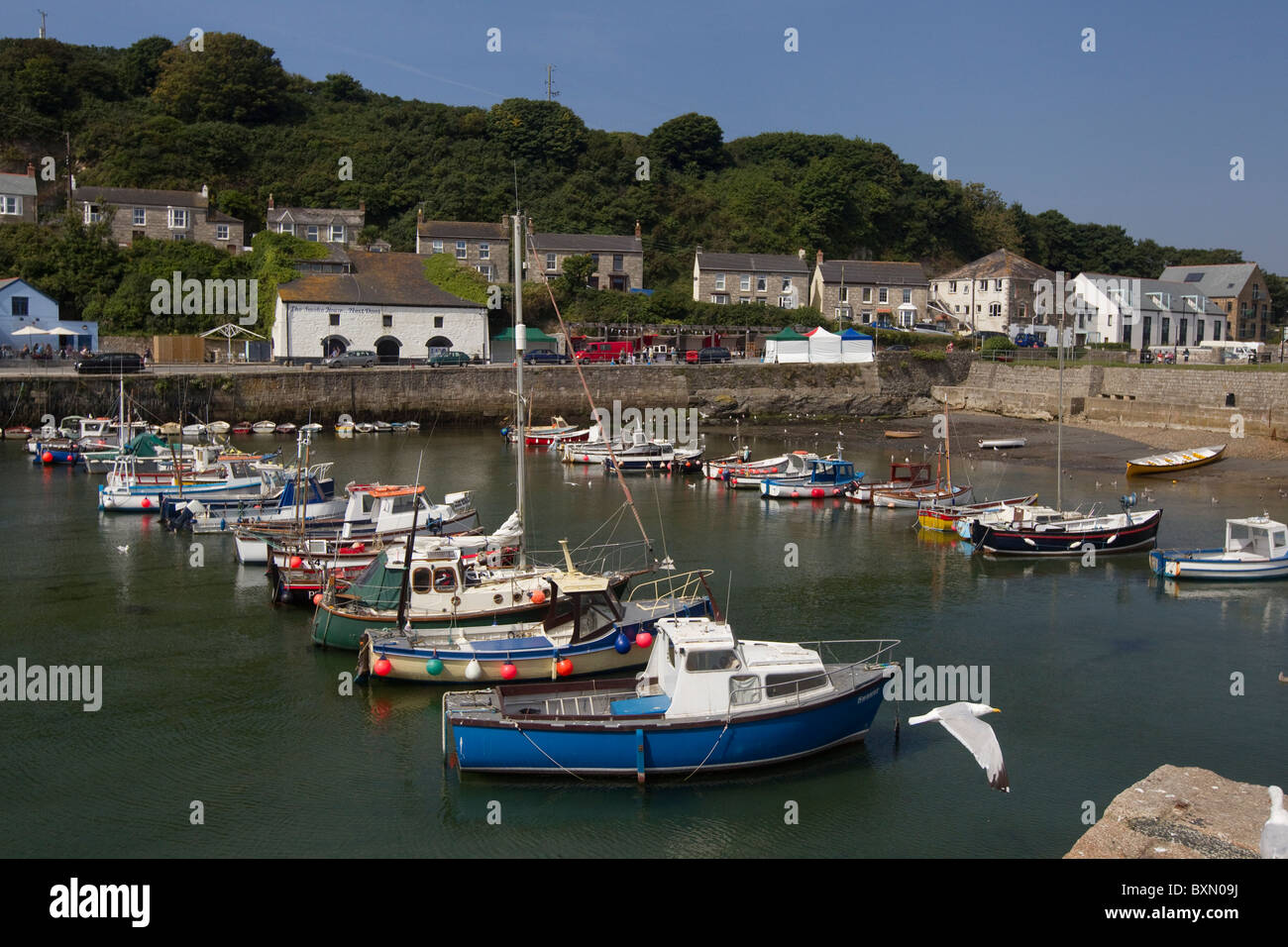 Porthleven Hafen, Cornwall, UK Stockfoto
