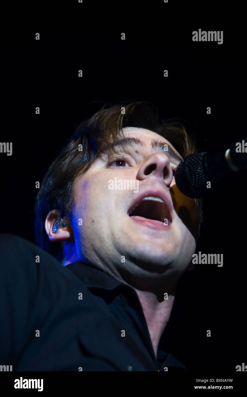 Rock Band Jimmy Eat World, die live im Konzert Stockfoto