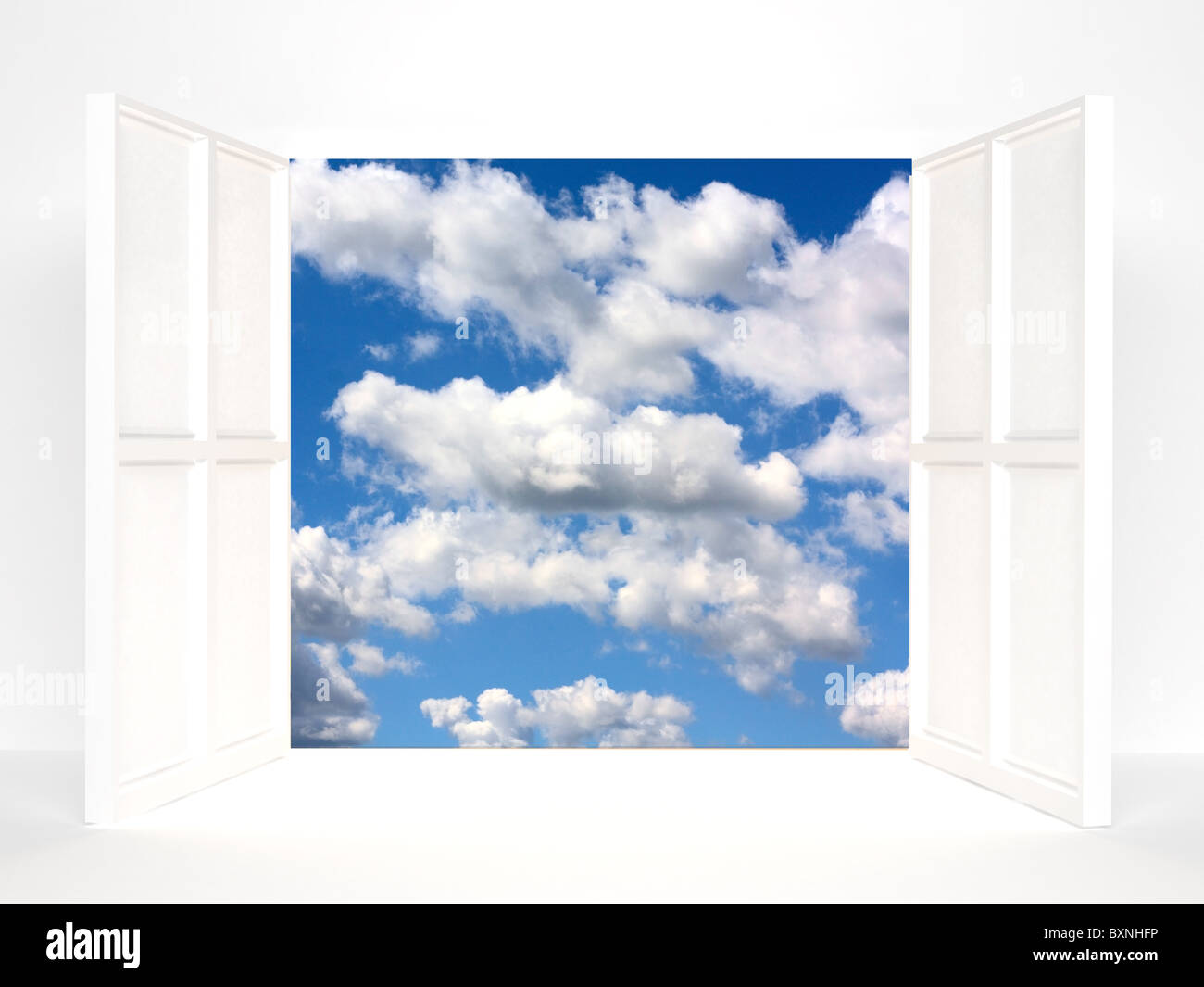 Offene Türen und Himmel Stockfoto