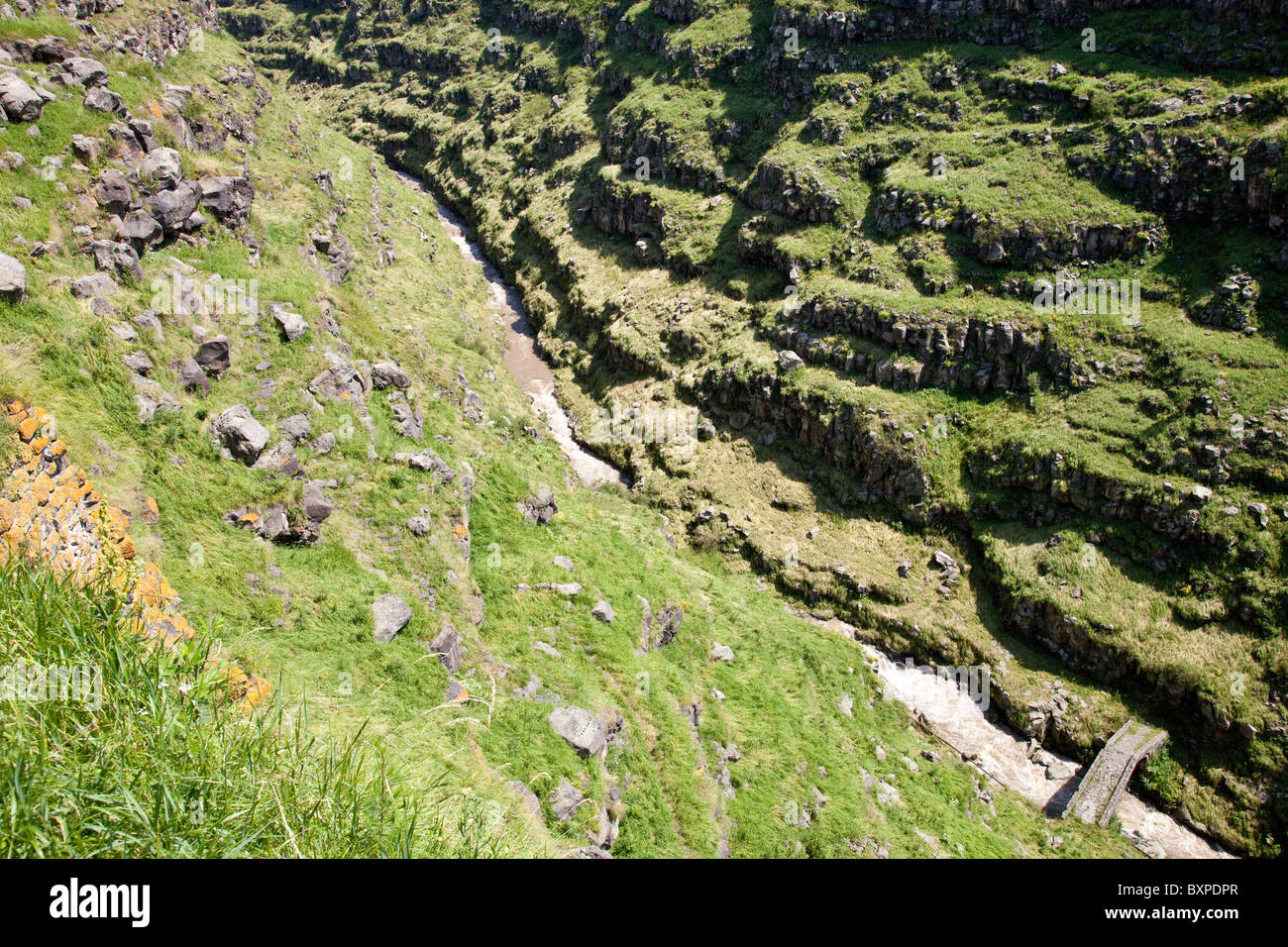 Mittelalterliche Brücke der Festung Lori Berd in Nord-Armenien Stockfoto