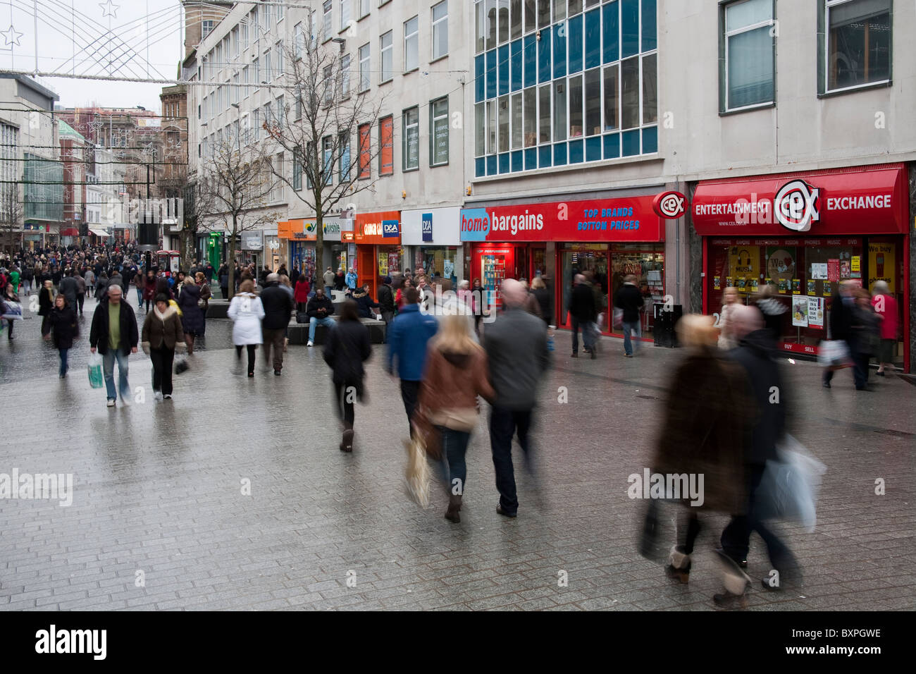 Einzelhandel, Shopper und Geschäfte in Liverpool, Merseyside, UK Stockfoto