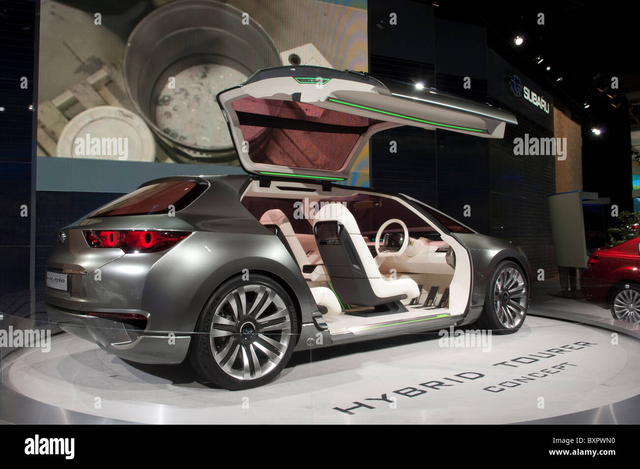 Subaru Hybrid Tourer Concept Car auf der 2010 North American International Auto Show in Detroit Stockfoto