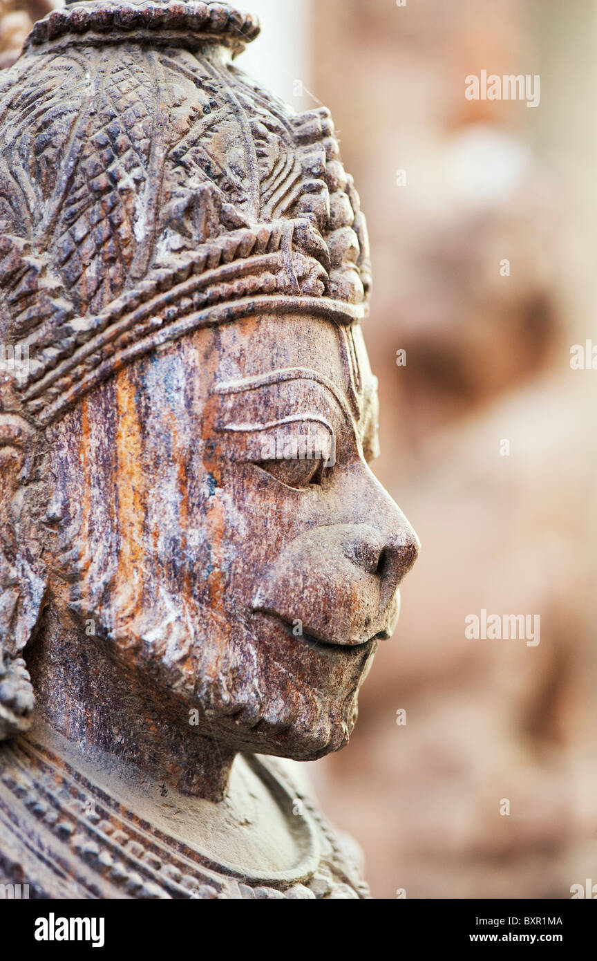 Granit Stein Hanuman Statue. Beteten indische hindu-Gottheit Stockfoto