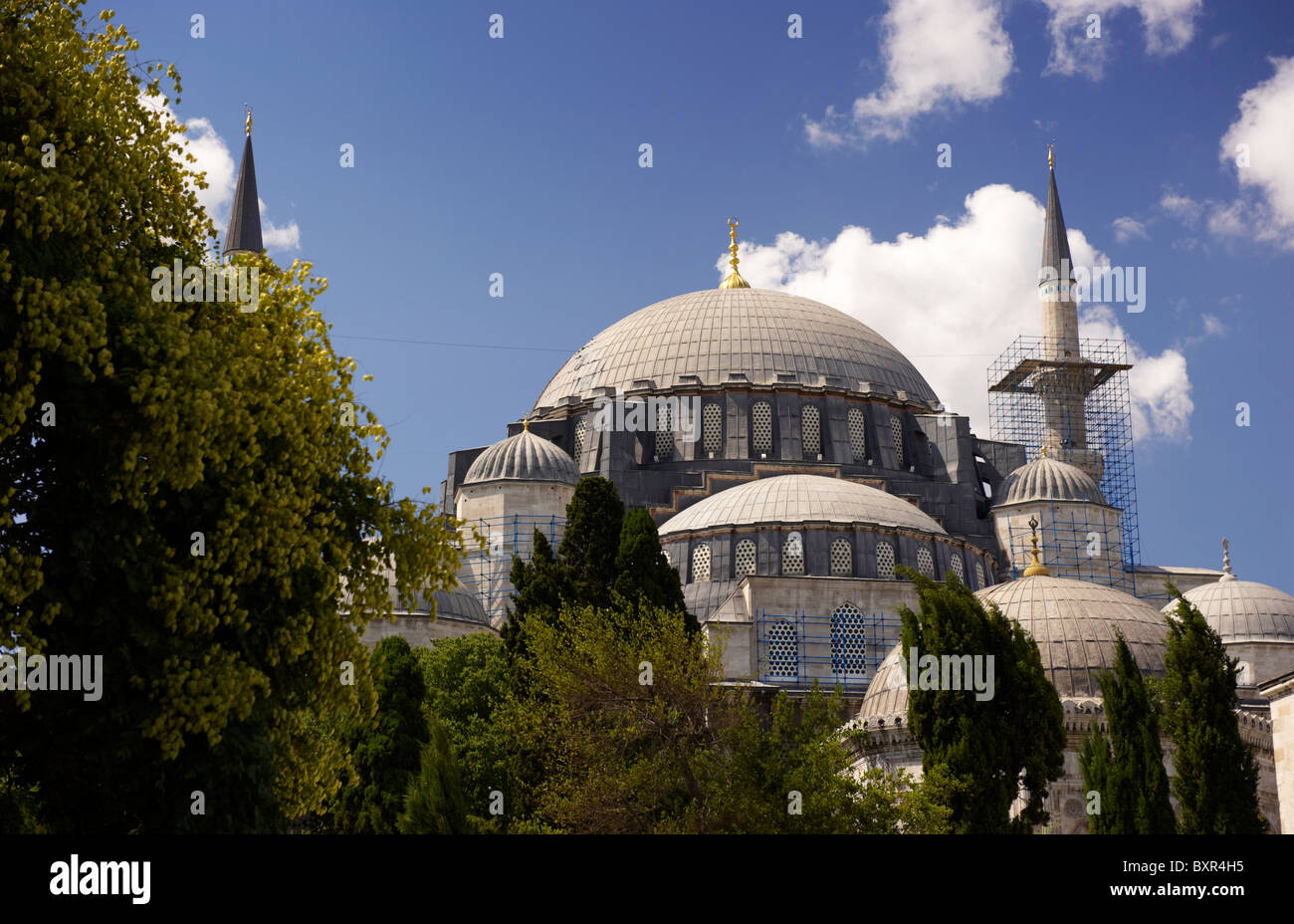 Die Süleymaniye Camii-Moschee ist die größte Moschee in Istanbul und bietet ein Wahrzeichen für die ganze Stadt. Stockfoto