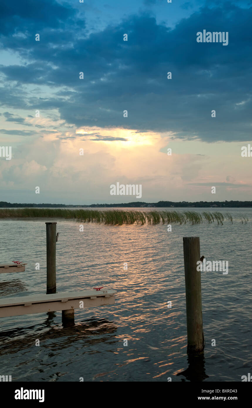 Bootsanlegestelle auf See Tarpon, Florida Stockfoto
