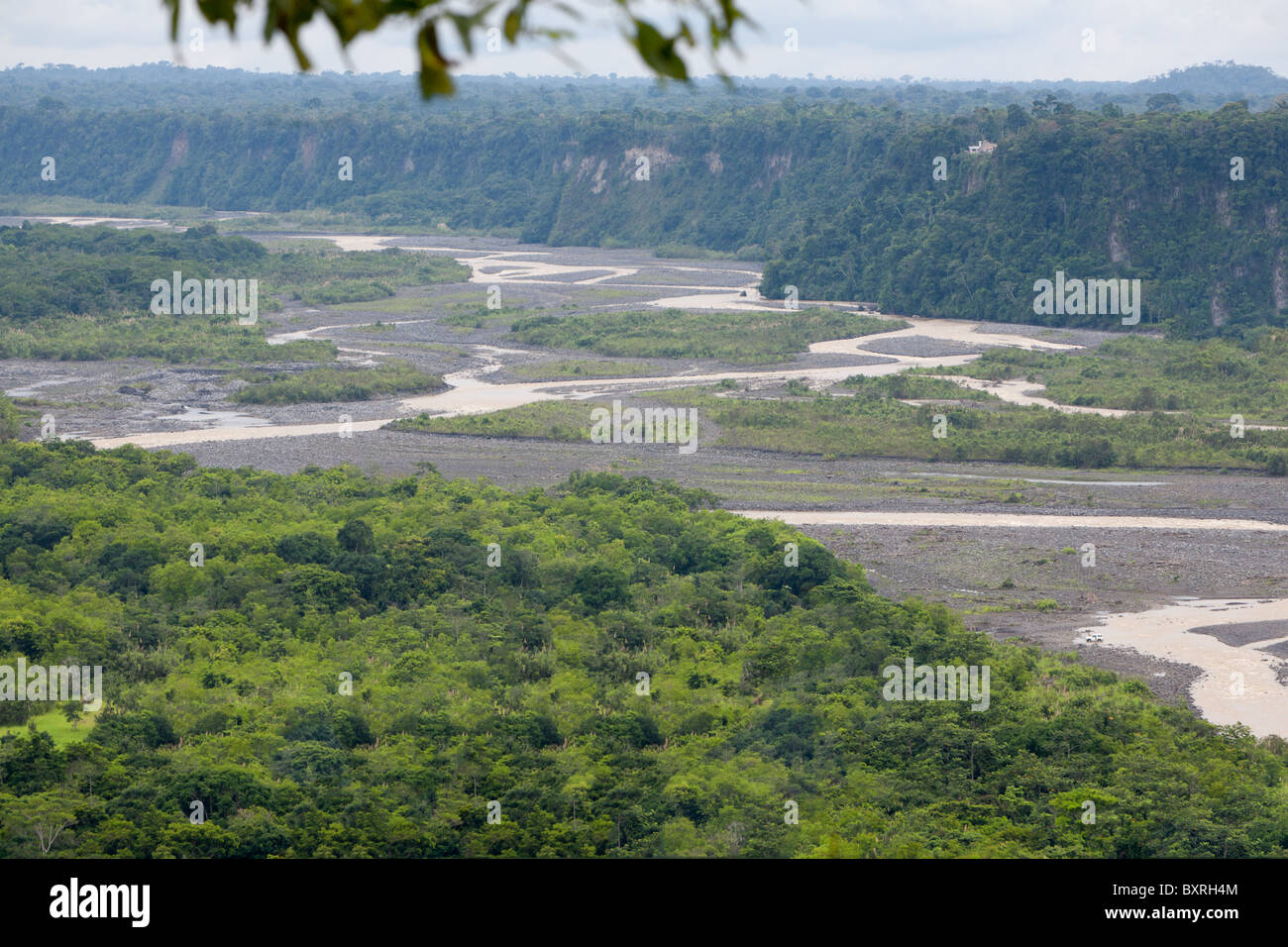 Upano River in der Nähe von macas Stadt in Ecuador. Stockfoto