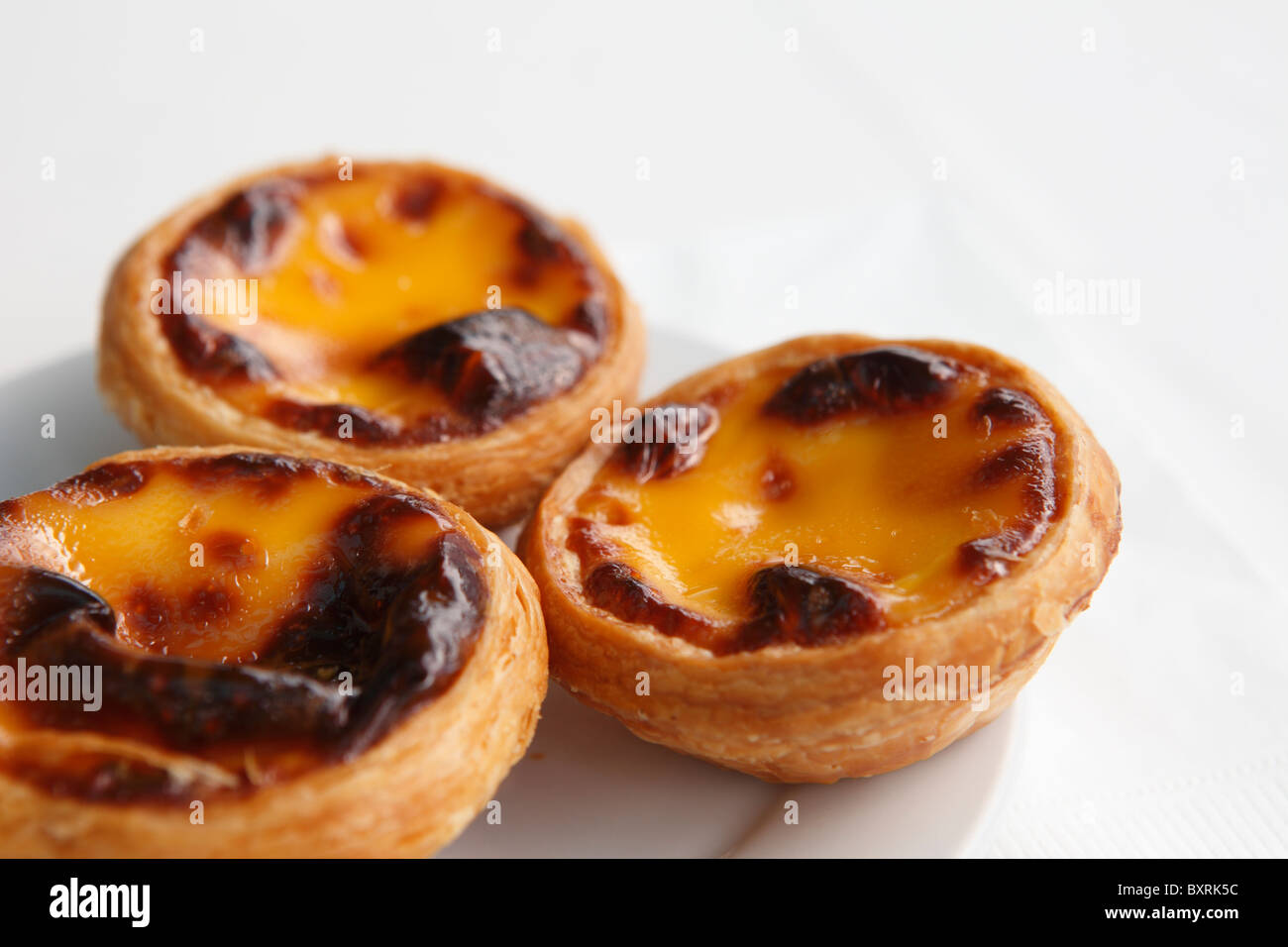 Lord Stow Bäckerei berühmten Eierkuchen, "Pasteis de Nata" in Coloane Dorf, Macau Stockfoto