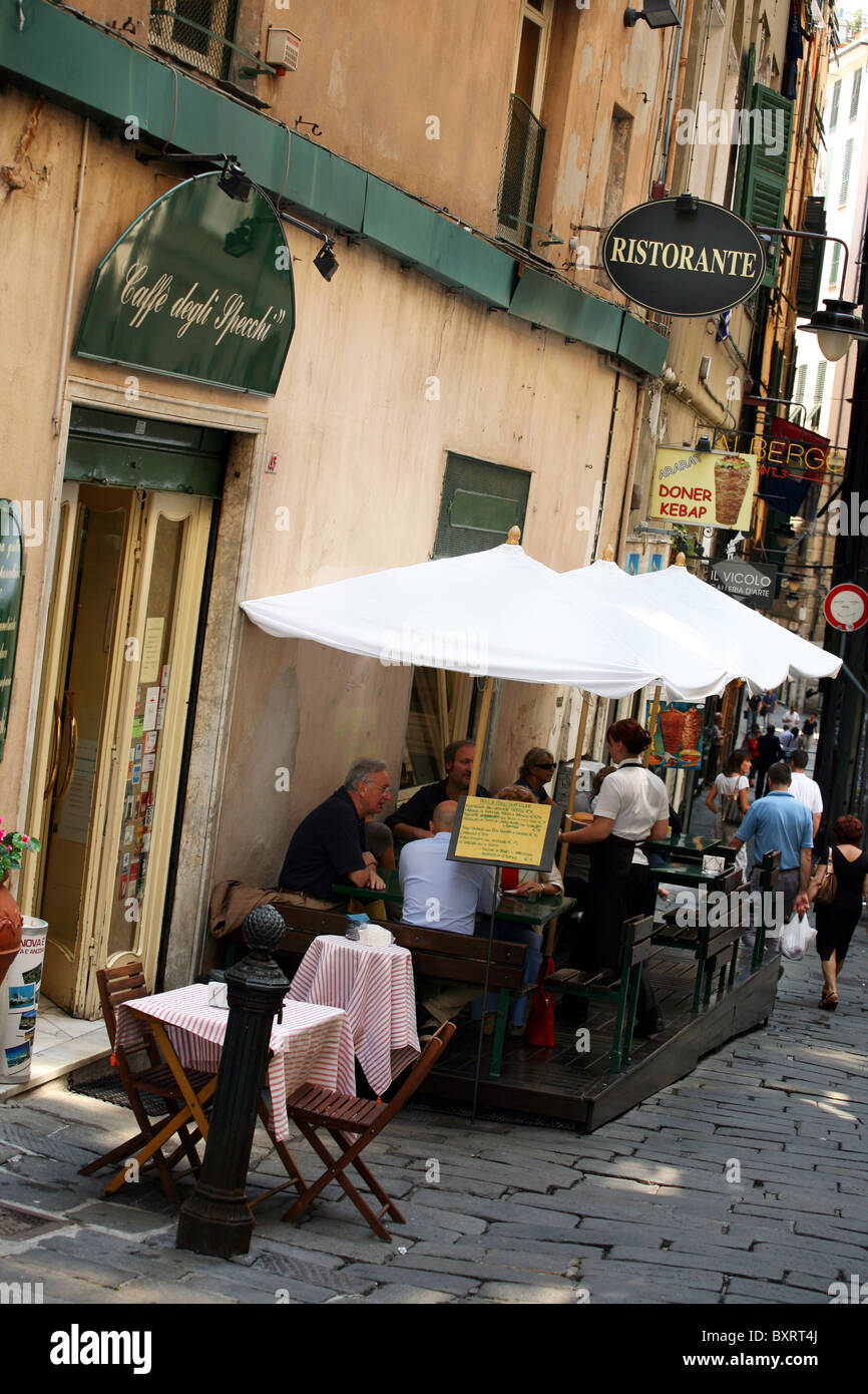 Caffè Degli Specchi, Salita Pollaiuoli Straße, Genua, Ligurien, Italien, Europa Stockfoto