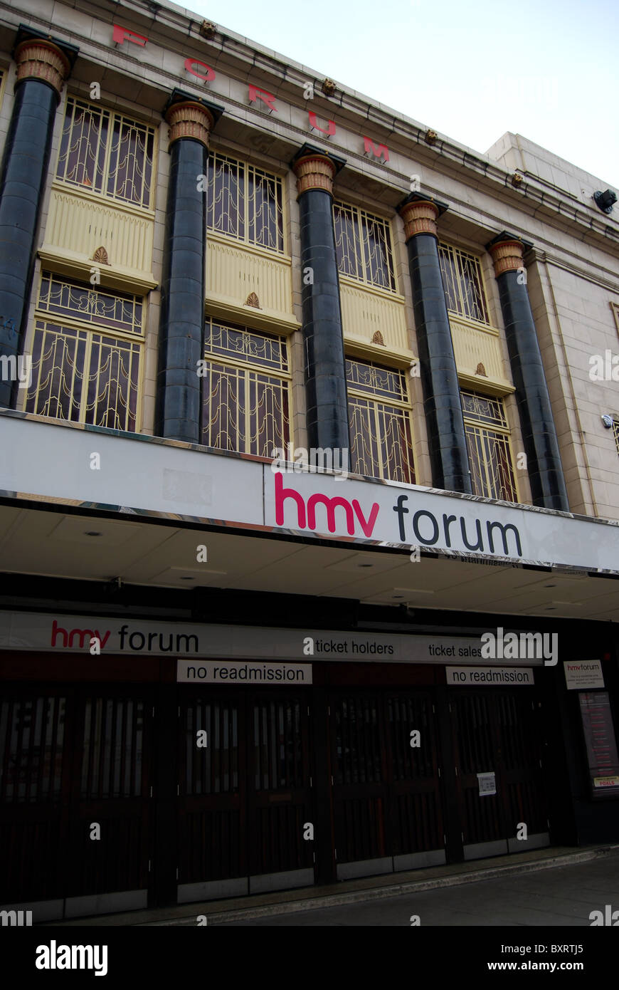 Allgemeine Ansicht der HMV Forum Musik Veranstaltungsort in Kentish Town, North London Stockfoto