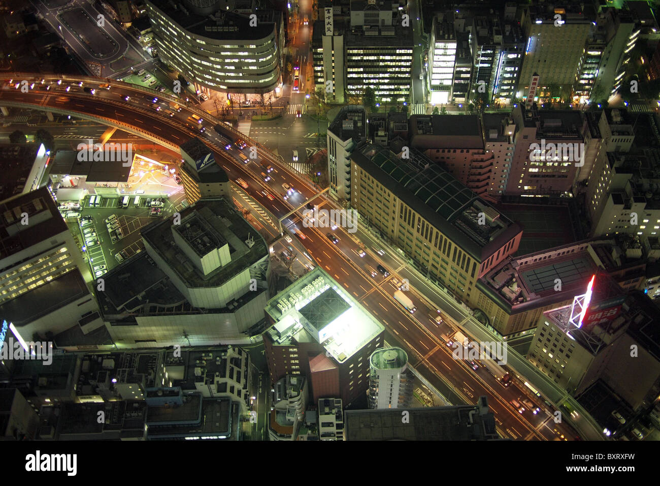 Luftaufnahme der Innenstadt von Tokio bei Nacht Stadt in Japan Stockfoto