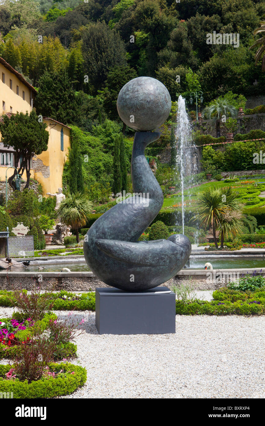 Moderne Skulpturen, Garten, Villa Garzoni, Collodi, Toskana, Italien Stockfoto