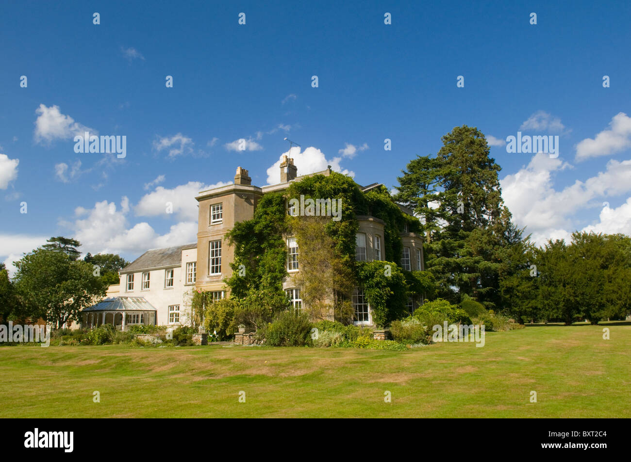 Herrenhaus Surrey England Stockfotos und -bilder Kaufen - Alamy