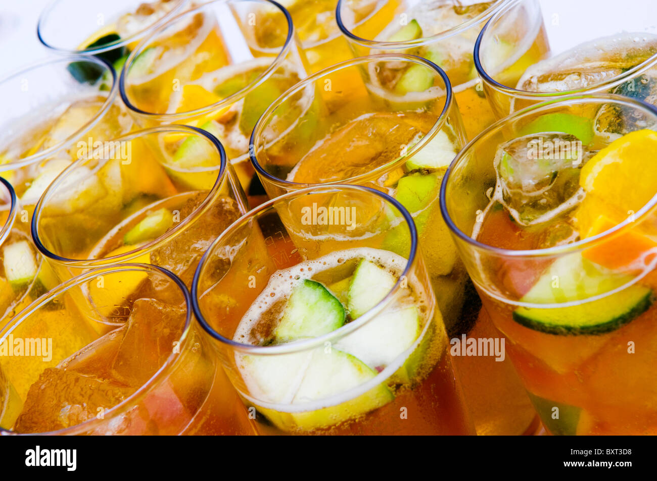 Pimms Gläser Stockfotos und -bilder Kaufen - Alamy