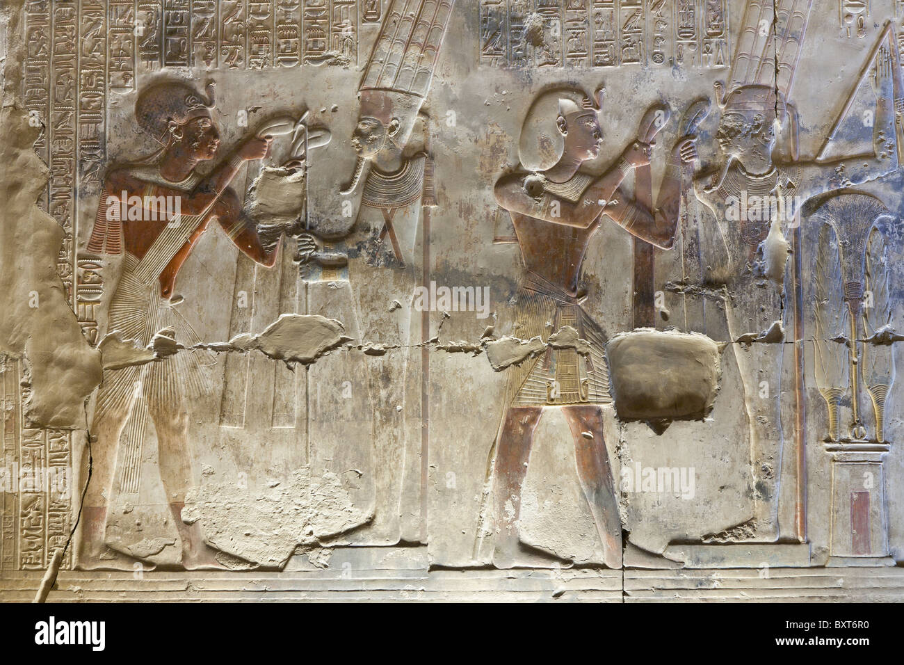 Relief aus Heiligtum innerhalb der Tempel von Sethos arbeite ich bei Abydos, alten Abdju, Niltal Ägyptens Stockfoto