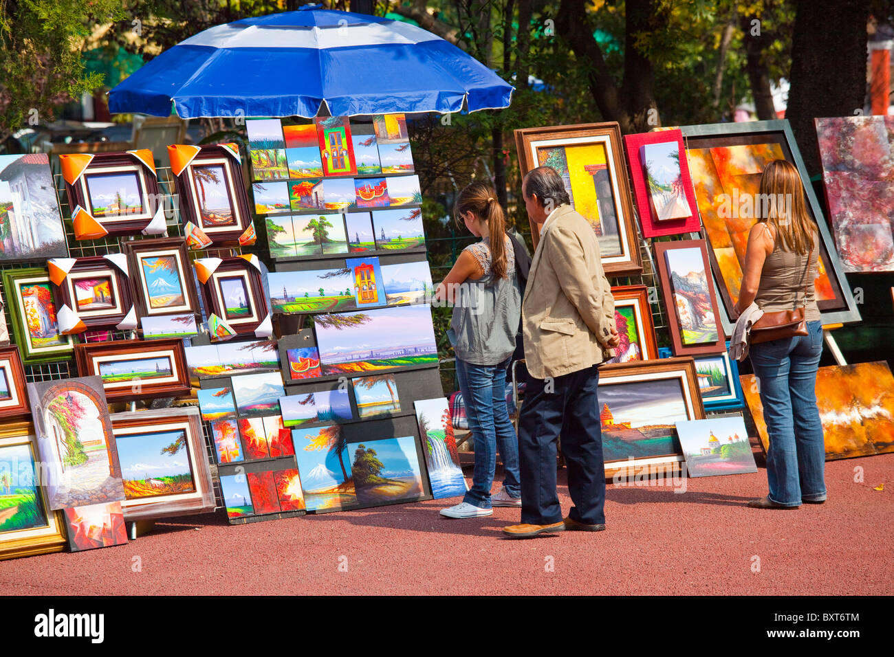 Samstag-Basar in San Jacinto Plaza San Angel, Mexiko-Stadt Mexiko Stockfoto