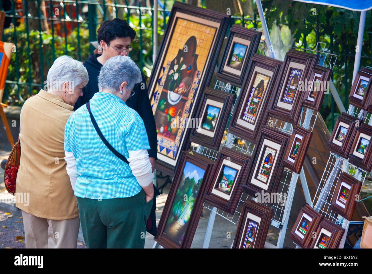 Samstag-Basar in San Jacinto Plaza San Angel, Mexiko-Stadt Mexiko Stockfoto