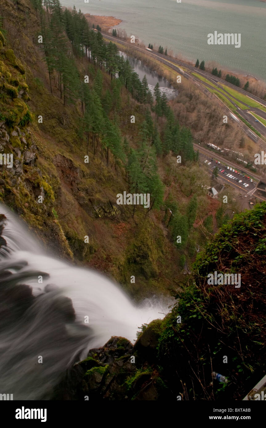 Am Anfang der Multnomah fällt Stockfoto