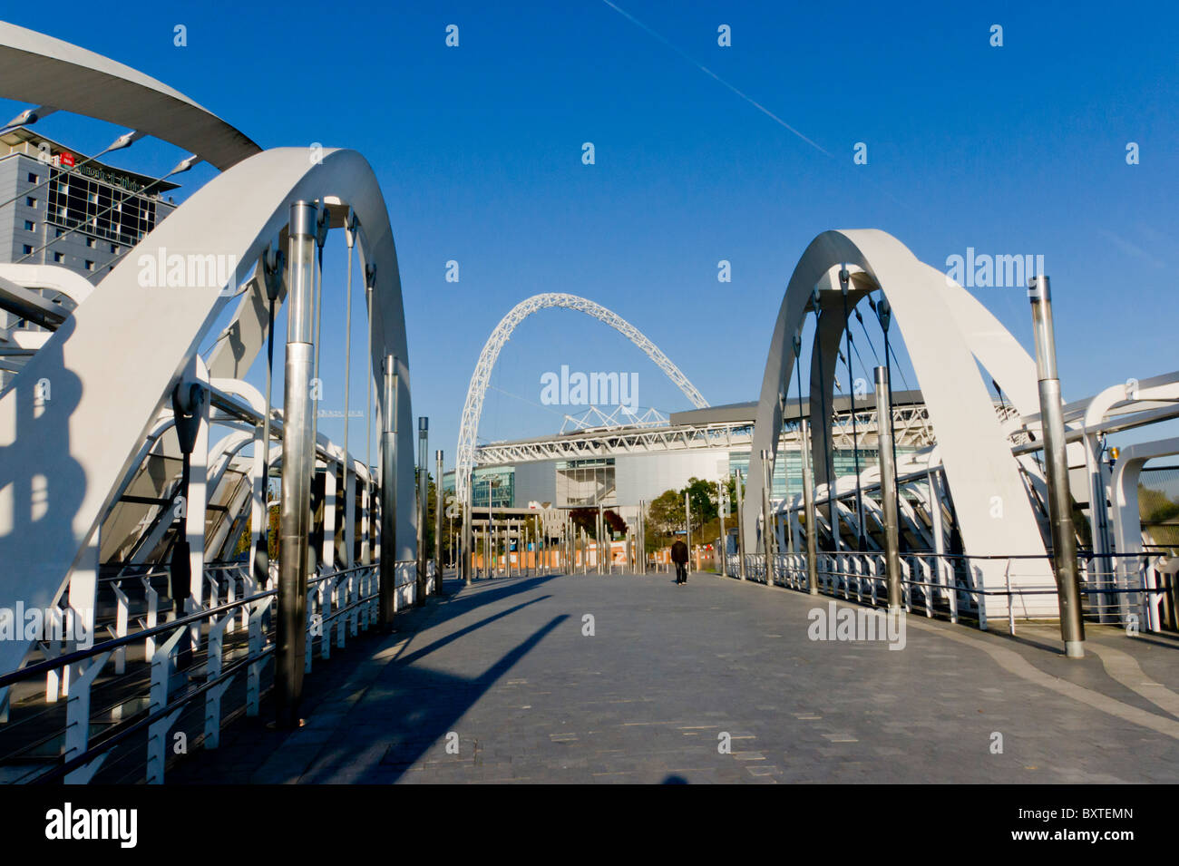 Europa, Großbritannien, England, London, Wembley-Stadion und Station 2010 Stockfoto