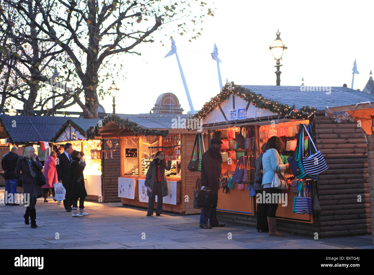 London, South Bank, Kölner Weihnachtsmarkt Stockfoto