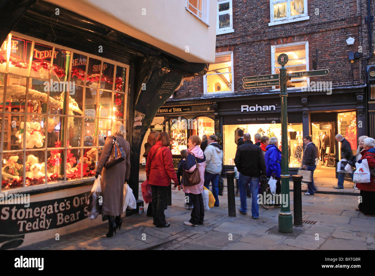 York, wenig Stonegate/Stonegate, Weihnachten Stockfoto