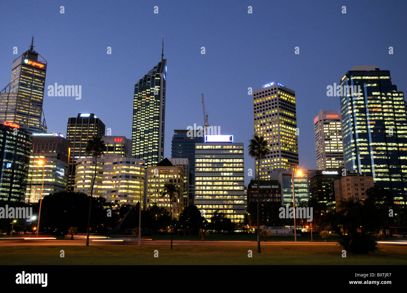 City Skyline bei Nacht In Perth Wa Australien Stockfoto